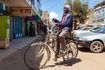 Fahrrad als mobile Schleifwerkstatt - Messerschleifer in Nyahururu