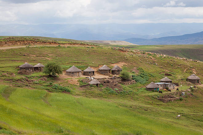 typisches Bergdorf in Lesotho