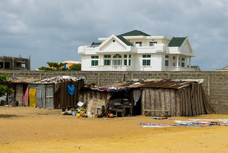 Cotonou - arm und reich, die Kontraste könnten größer nicht sein