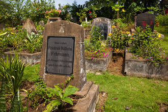 alter deutscher Friedhof in Kribi