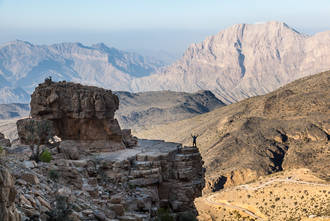 Vom Wadi Bani Awf auf das Al Alamin Plateau