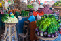 bunter Marktstand in Iringa