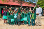 Marongora Primery School: 2 Lehrer, 26 Schüler, 7 Klassenstufen