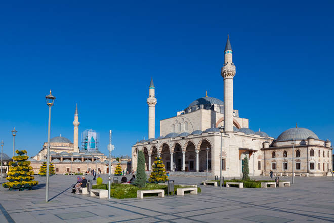 Mevlana Kloster und Selimiye Mosche - das Herzstück von Konya