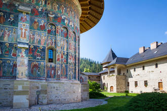 Imposante Klosterkirche von Sucevita