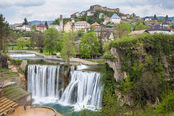 Wasserfall und Burg in Jajce
