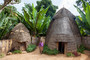 traditionelle Hütten der Dorze