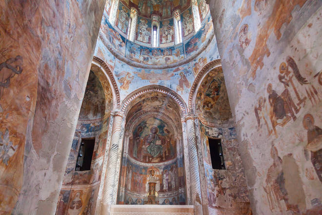 Alte Freskenmalerei in der Kathedrale von Nikorzminda