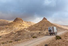 Spannende Pisten durch die Berge Omans