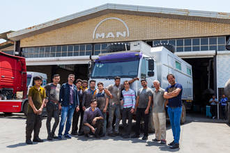 MAN Werkstatt-Team in Teheran